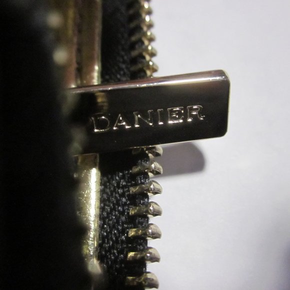 Danier Black Wristlet - Picture 8 of 9